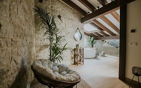 Puracepa - Urban Suites